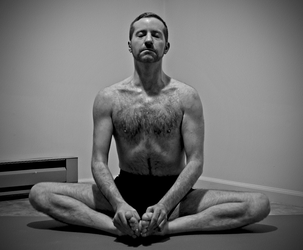 5 beginner yoga exercises for men